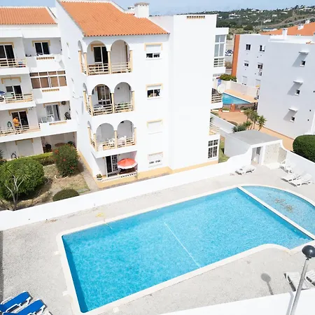 Pequeno Infante By Urban Beach Rentals Apartamento