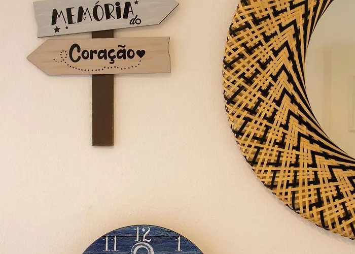 Urban - Pequeno Infante לאגוּ‏ש