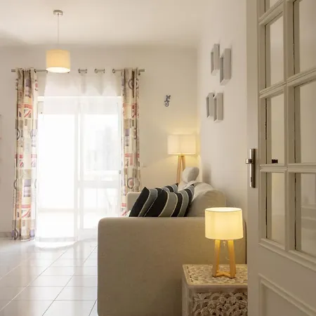 Urban - Pequeno Infante * Lagos